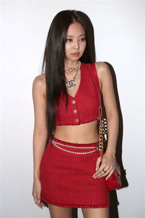 jennie chanel red